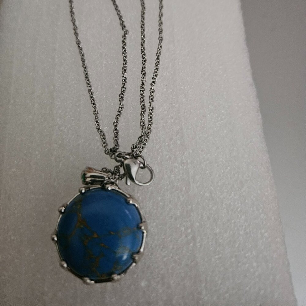 Mojave blue turquois pendant with stainless steel necklace 20 inches